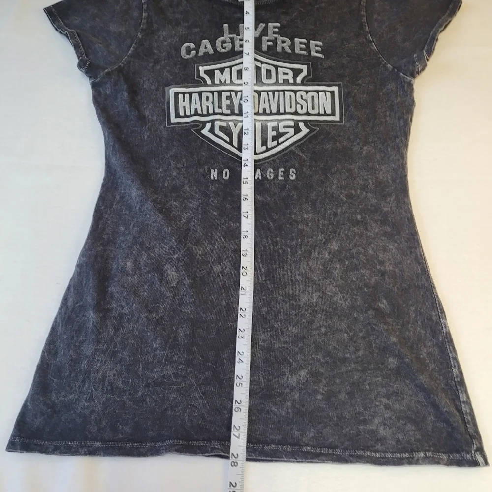 Harley Davidson Womens SZ Medium T-Shirt Gray Black Short Sleeve Black Hills - Picture 6 of 8
